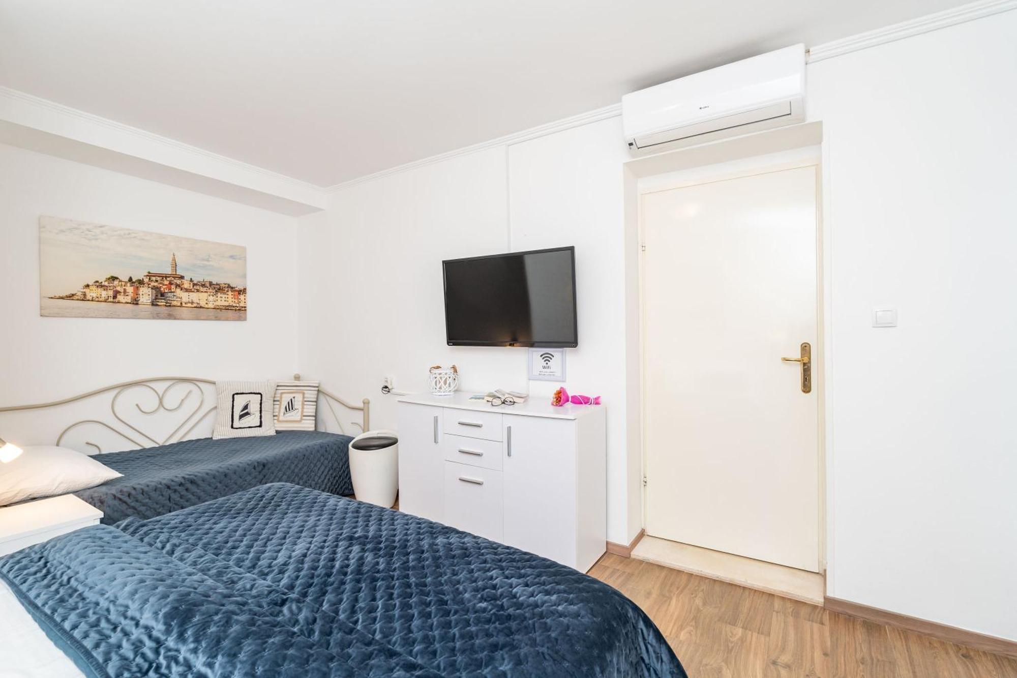 Apartments And Room Lora Dubrovnik Extérieur photo