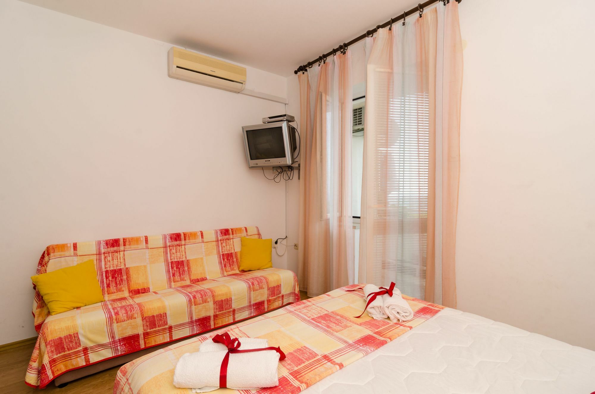 Apartments And Room Lora Dubrovnik Extérieur photo